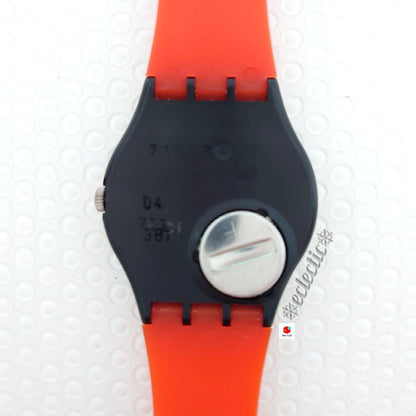 swatch Waipitu Analog Men's — Japanese