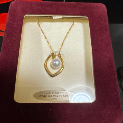 K18 Maruwa Pearl 3WAY Akoya Pearl Necklace with 18K gold twist chain and pearl pendant