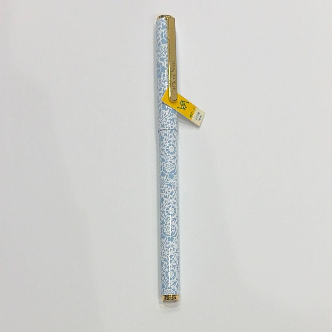 William Morris Collection pen set including ballpoint pen, mechanical pencil, and fountain pen in original box