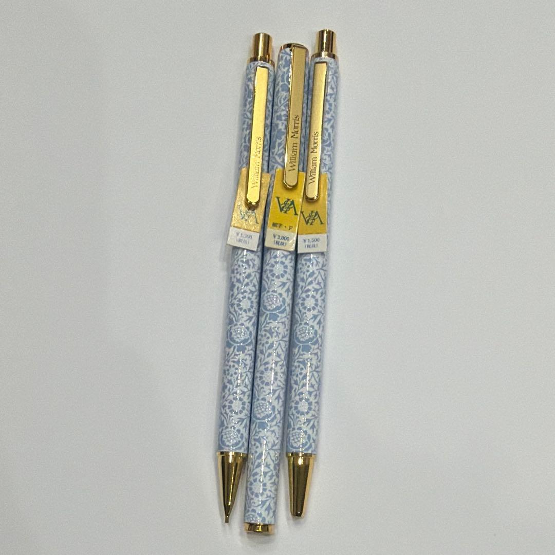 William Morris Collection pen set including ballpoint pen, mechanical pencil, and fountain pen in original box