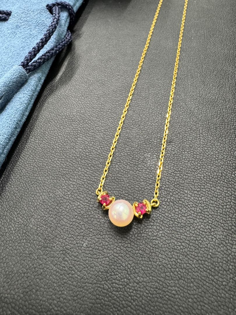 Mikimoto Ruby Akoya pearl necklace with 38 cm gold chain, featuring rich red pearls on elegant K18 gold