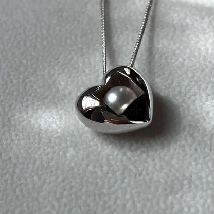MIKIMOTO Silver 925 necklace with heart motif pendant and 7mm pearl on 45cm chain