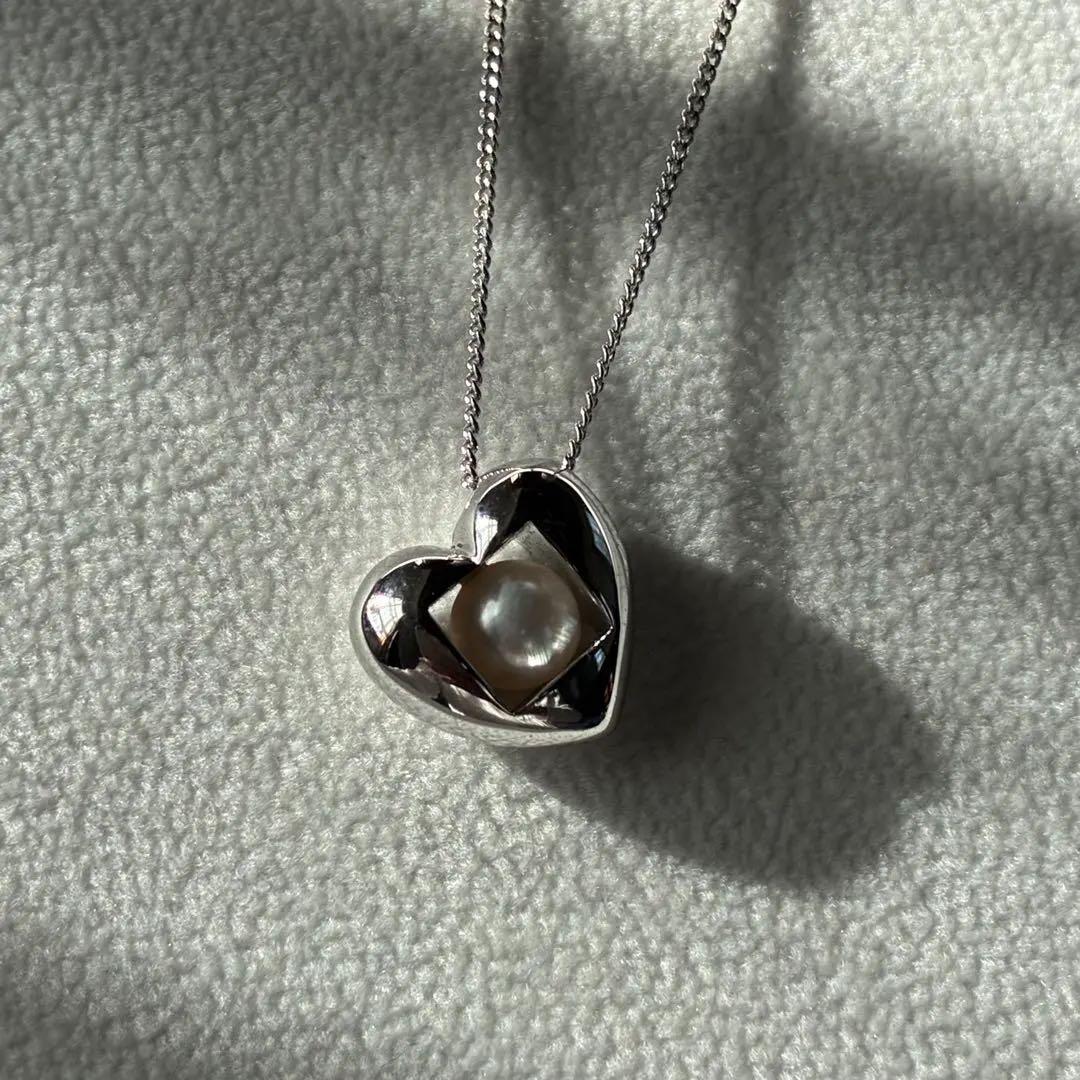 MIKIMOTO Silver 925 necklace with heart motif pendant and 7mm pearl on 45cm chain