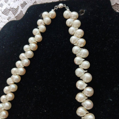 Uwa Island Akoya Pearl necklace and matching earrings set with 7-8mm pearls and alloy silver components