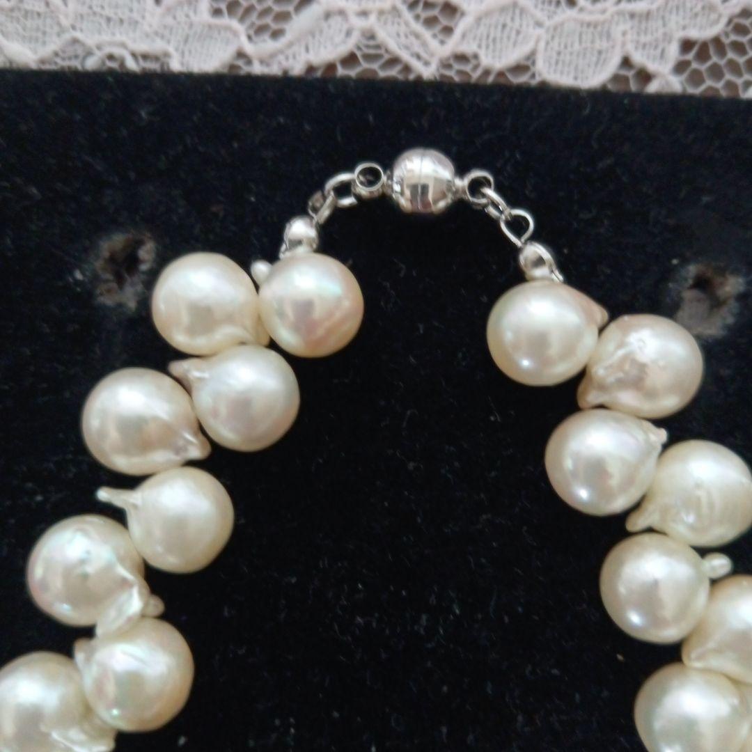 Uwa Island Akoya Pearl necklace and matching earrings set with 7-8mm pearls and alloy silver components