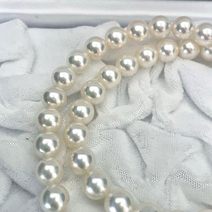TASAKI Akoya pearl necklace with 7.4-7.8mm pearls and lustrous finish, 42.5cm length