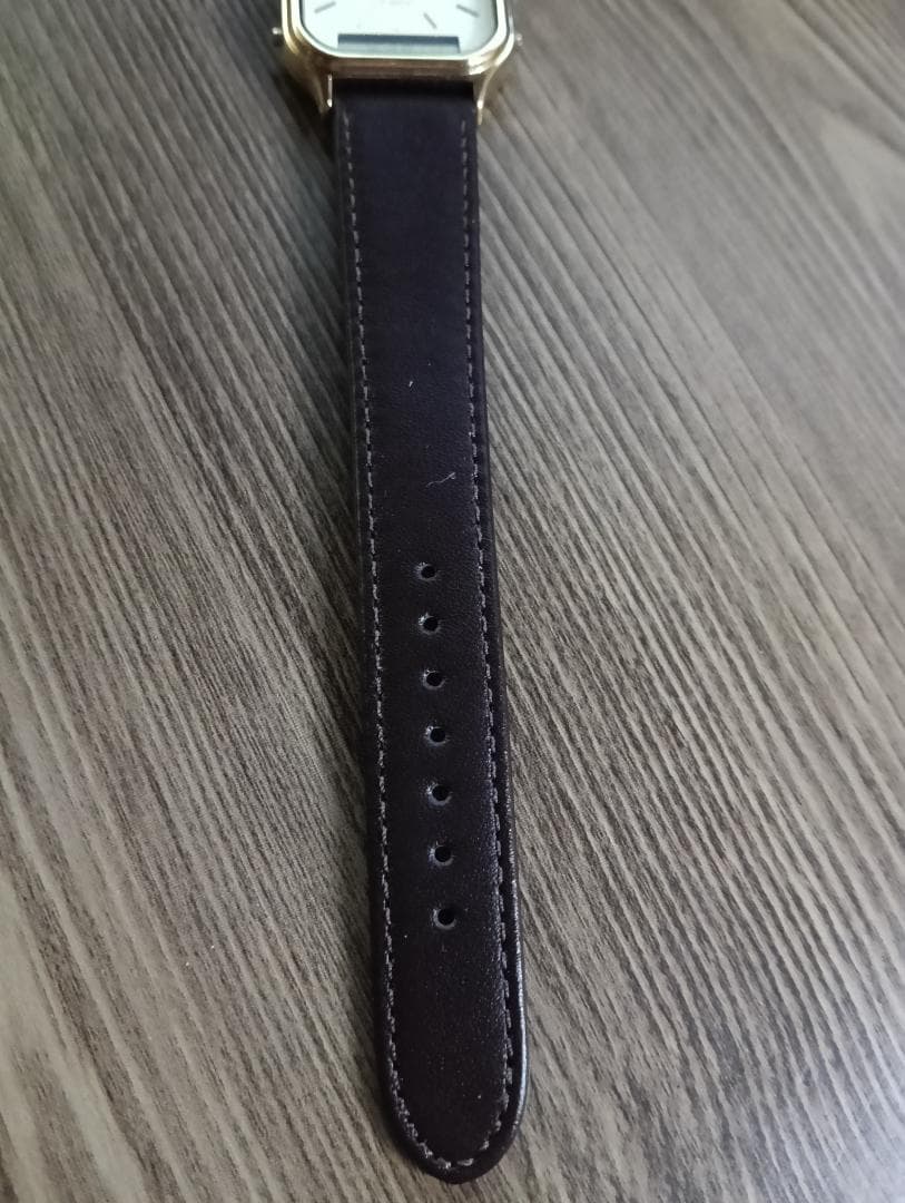 CASIO AQ-422 Quartz Men's Watch — Japanese