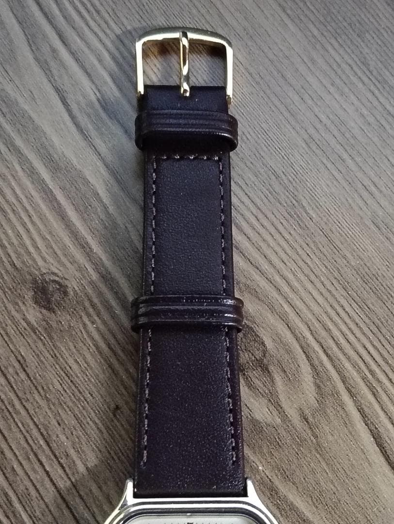CASIO AQ-422 Quartz Men's Watch — Japanese