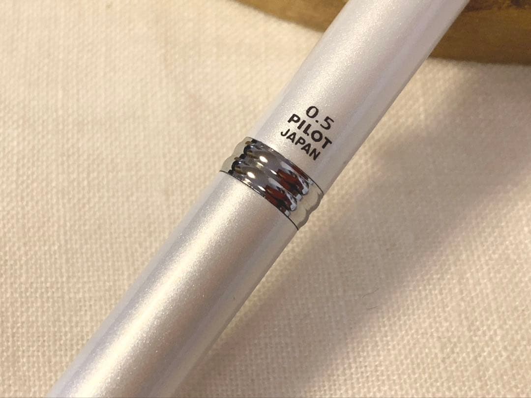 Pilot Capless Pearl White mechanical pencil 0.5 lead size with box included
