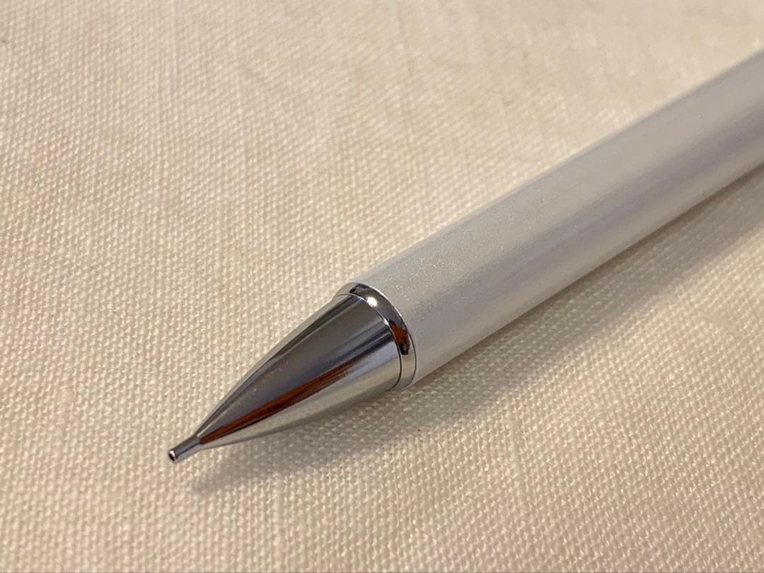 Pilot Capless Pearl White mechanical pencil 0.5 lead size with box included