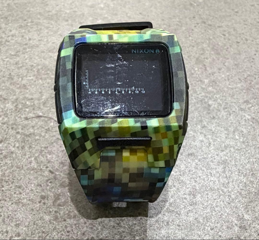 NIXON THE LODOWN Ⅱ Digital Men's Watch — Japanese