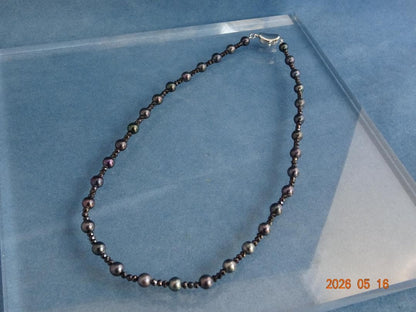 Akoya black pearl necklace with 6-6.5mm pearls and black spinel beads, 43.5cm silver925 rhodium clasp