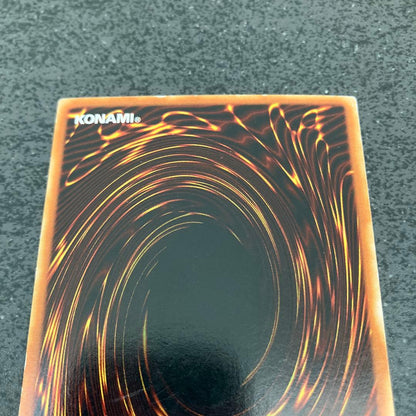 Yu-Gi-Oh Dark Magician Ultra Rare — LB-05 — Japanese