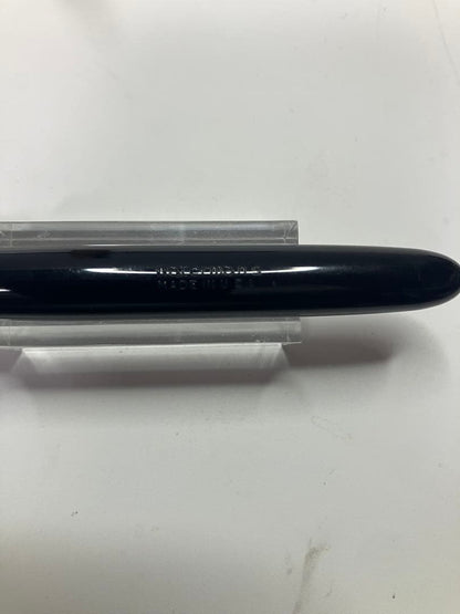 Waterman Crusader 517 Black fountain pen with medium nib showing full length and sleek design