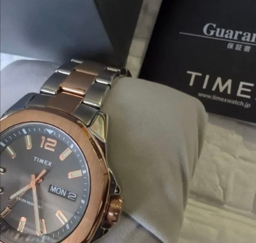 TIMEX ESSEX AVENUE Quartz Men's Watch — Japanese