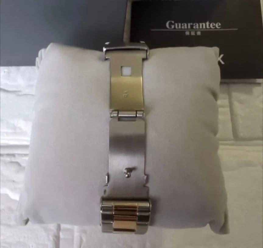 TIMEX ESSEX AVENUE Quartz Men's Watch — Japanese