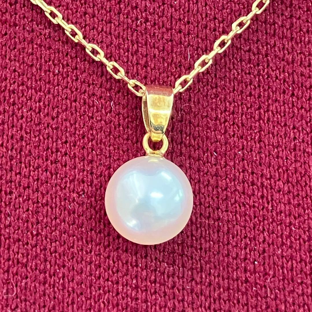Mikimoto Akoya pinkish pearl necklace with 39cm K18 gold chain showing high lustre