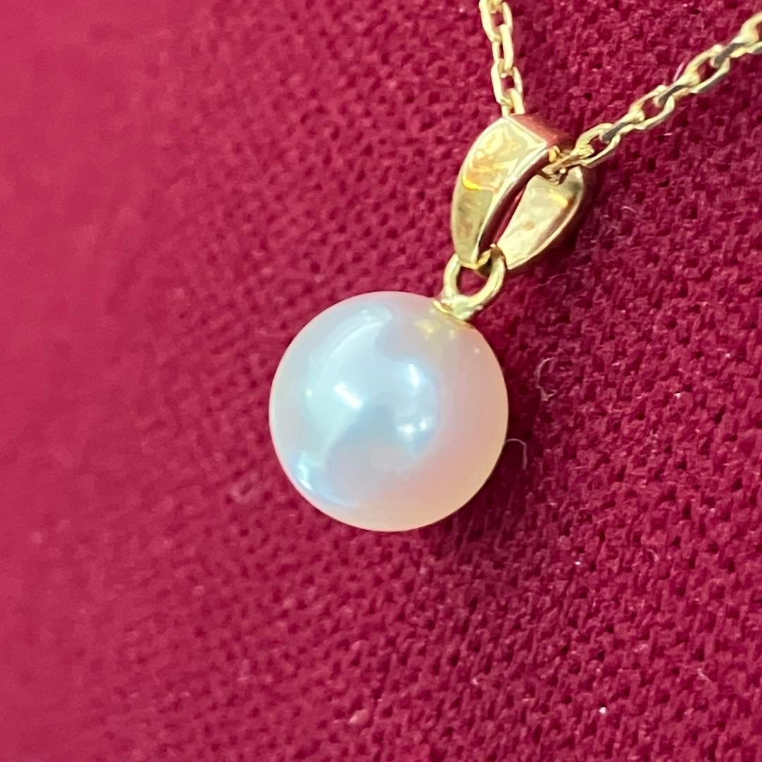 Mikimoto Akoya pinkish pearl necklace with 39cm K18 gold chain showing high lustre