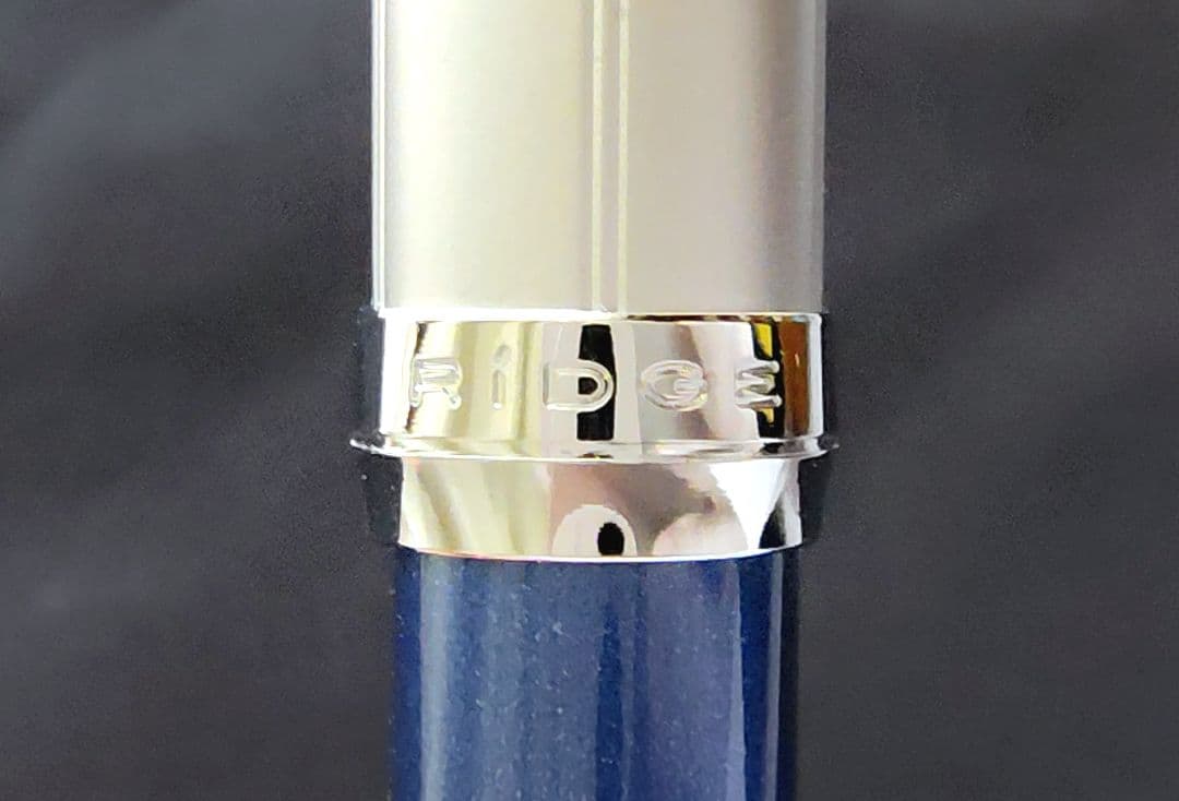 Pilot RIDGE 2+1 multi-function pen in dark blue mica with silver satin finish and rotating twist mechanism