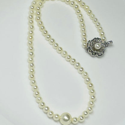 Akoya genuine pearl necklace 39cm with 8mm round blue-green pearls and silver fittings
