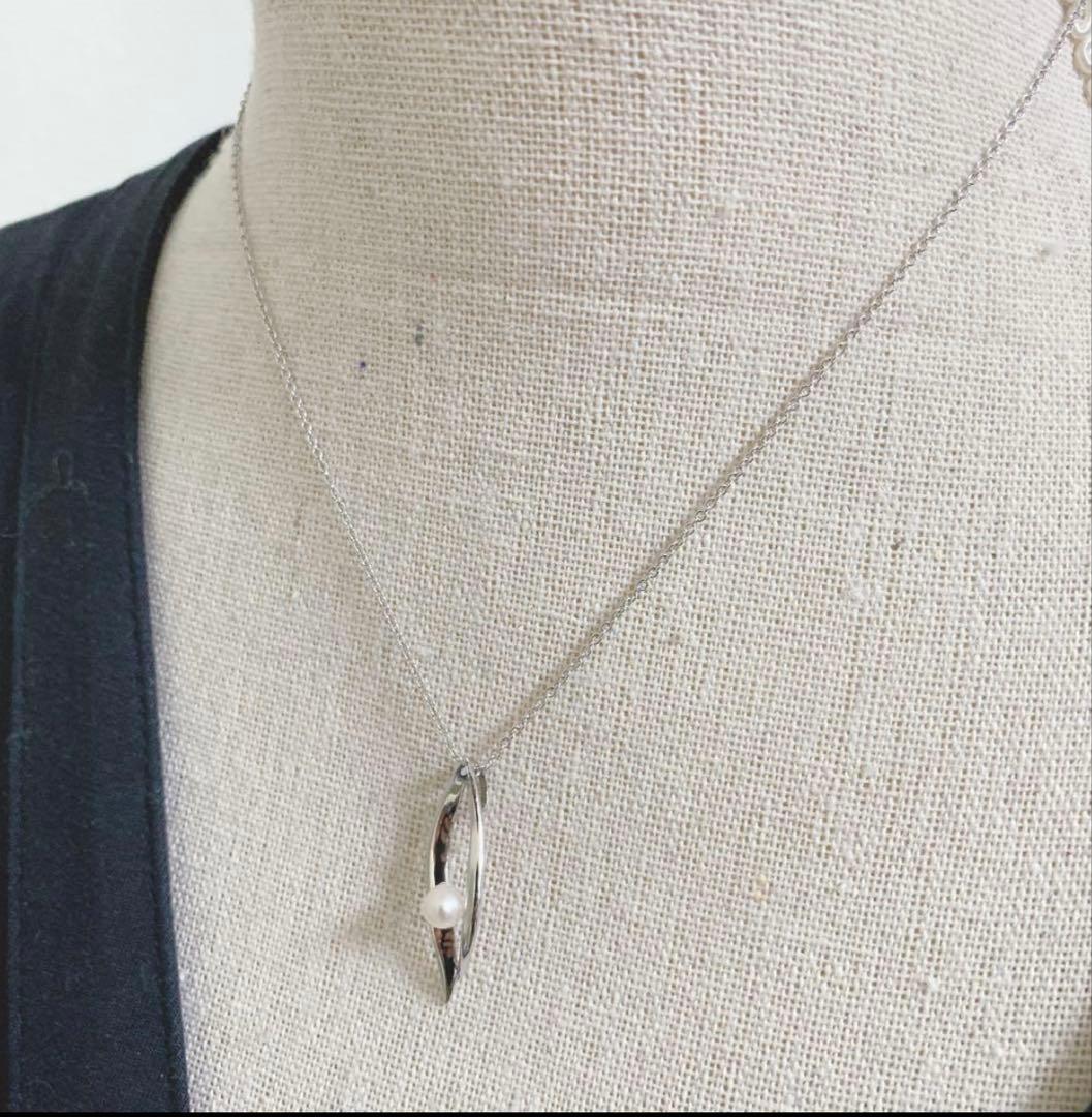 TASAKI pearl necklace with 4.7mm pearls and silver SV925 chain measuring 40cm in length