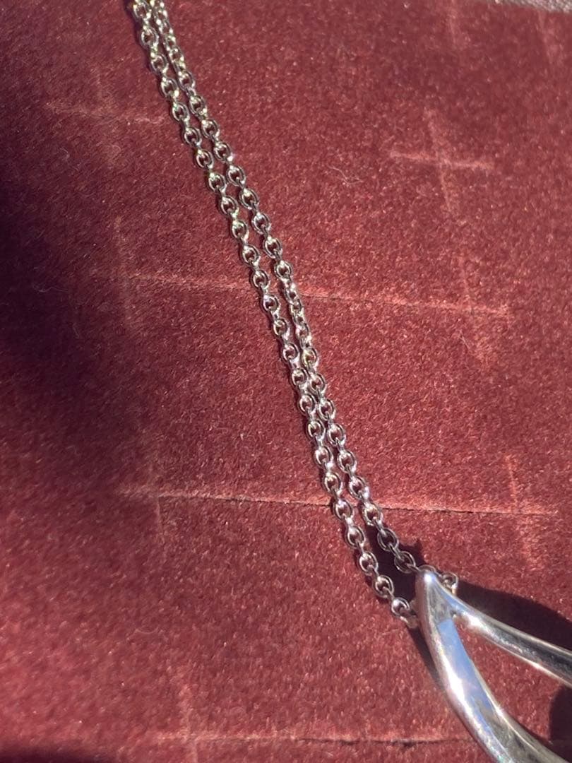 TASAKI pearl necklace with 4.7mm pearls and silver SV925 chain measuring 40cm in length