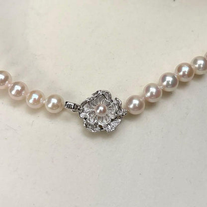 Akins pink white Akoya pearl necklace with 7.0mm pearls, 43cm length