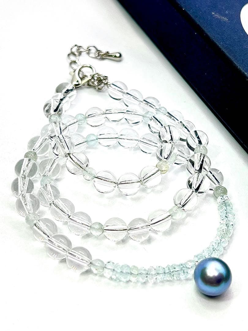 Akoya pearl and blue pearl necklace with aquamarine and quartz beads, 41 to 46 cm length