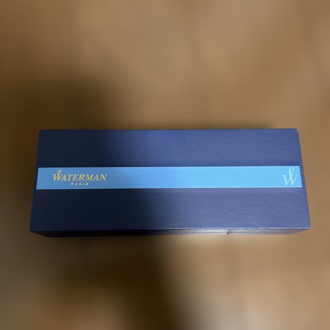 Waterman Fountain Pen Body in stainless steel with medium tip and dedicated case, showing engraving on grip part