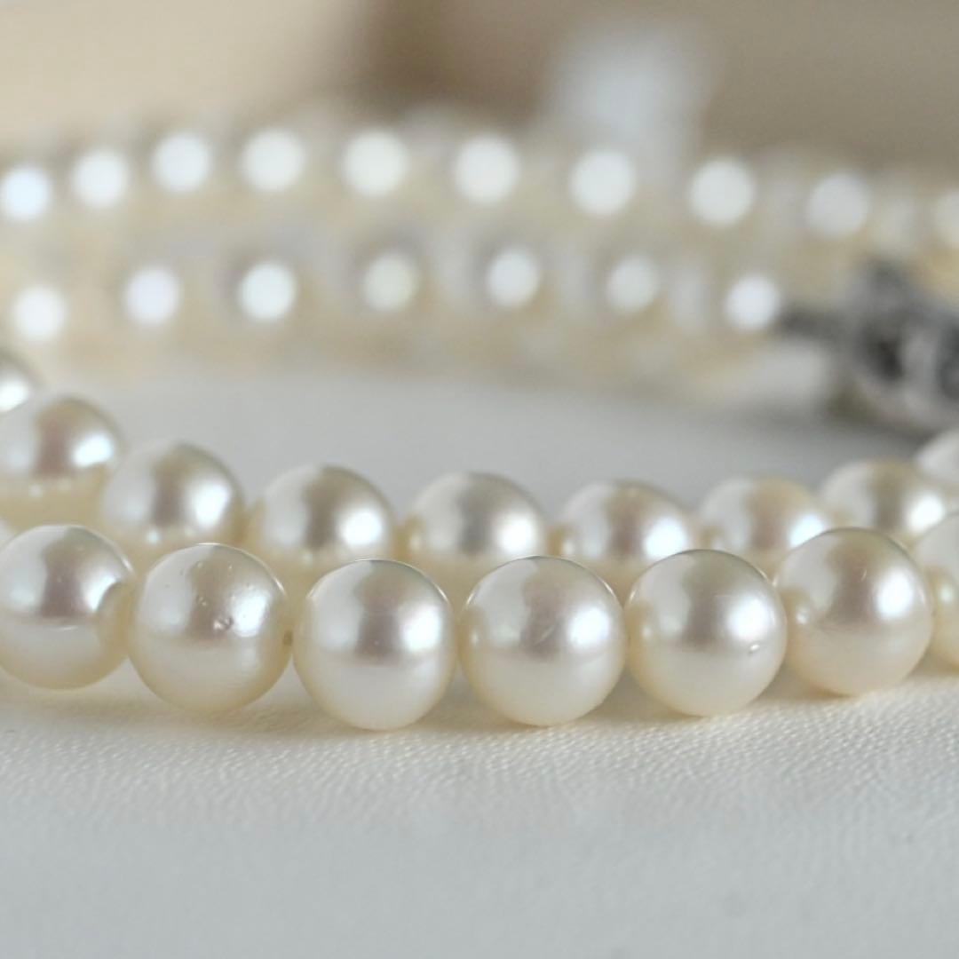 Highest grade Hanadama Mikimoto Akoya pearl necklace with 6.5mm round pearls and silver chain length 37cm