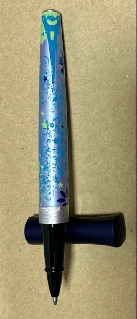 Waterman Odysse City of Style ballpoint pen with sleek black and gold design, unused condition