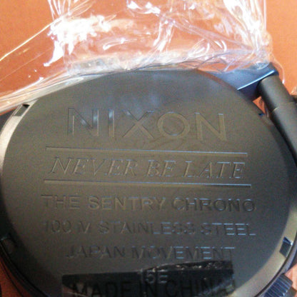NIXON Analog Men's Watch — Japanese