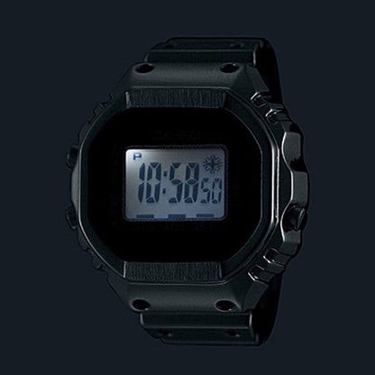 CASIO CRW-001-1JR Digital Men's Watch — Japanese