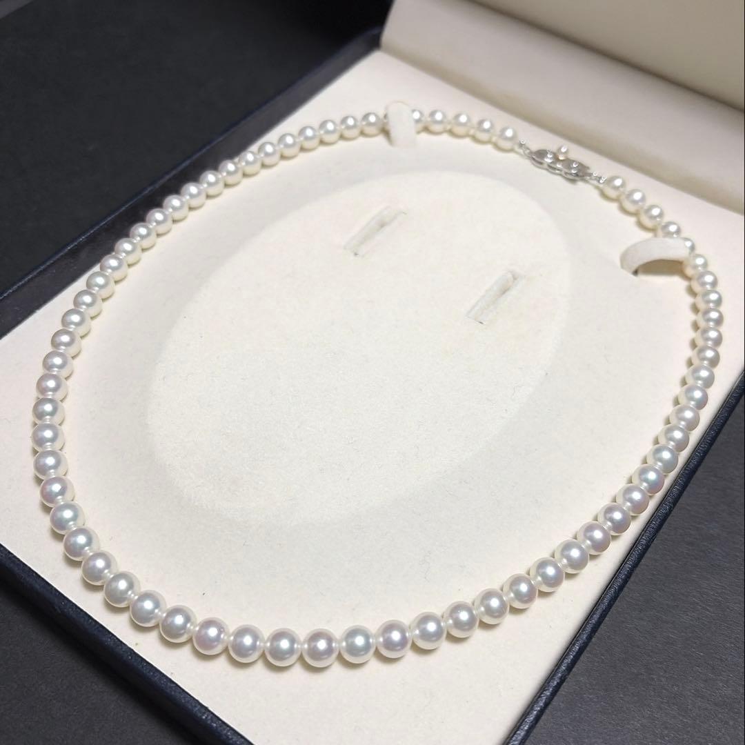 Hana-dama Grade Mikimoto Akoya pearl semi-long necklace with 7.0mm pearls and 49cm length