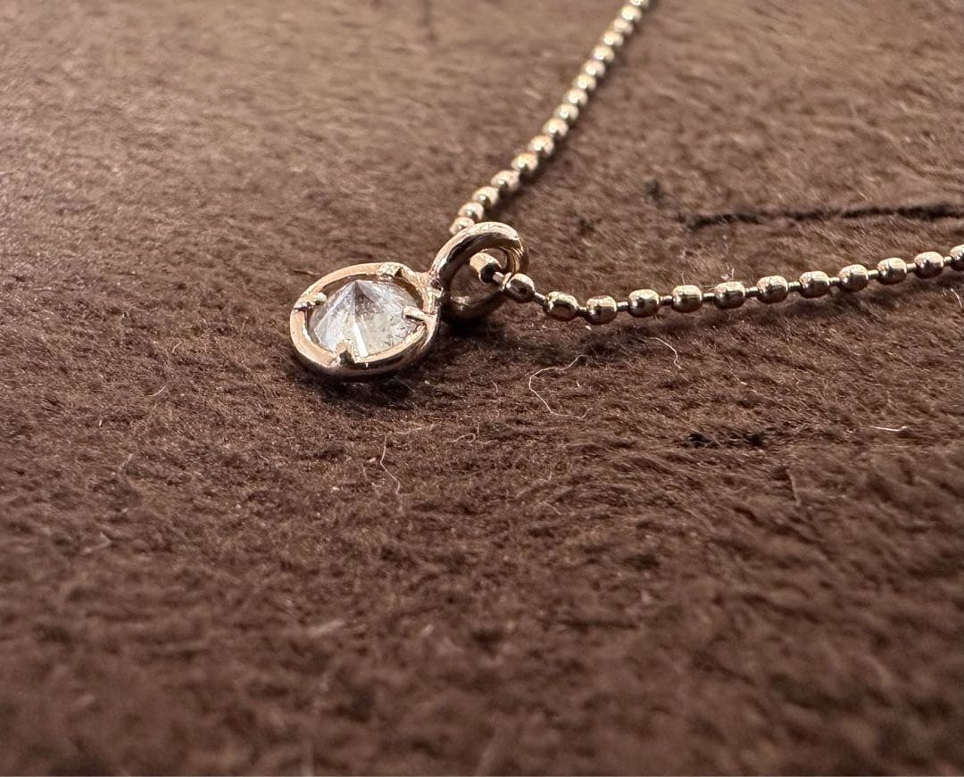 Agete K10 gold necklace with 0.1ct diamond pendant measuring 41 cm length