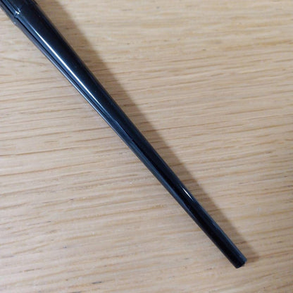 Pilot DPP-100-B black fine point fountain pen desk pen in new unused condition