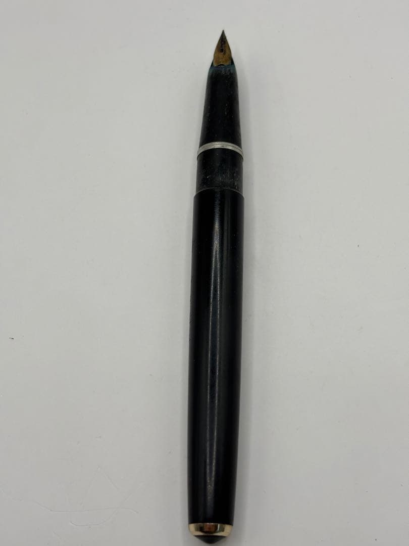 PILOT 14K Fountain Pen Main Body in black and silver with 14k engraving