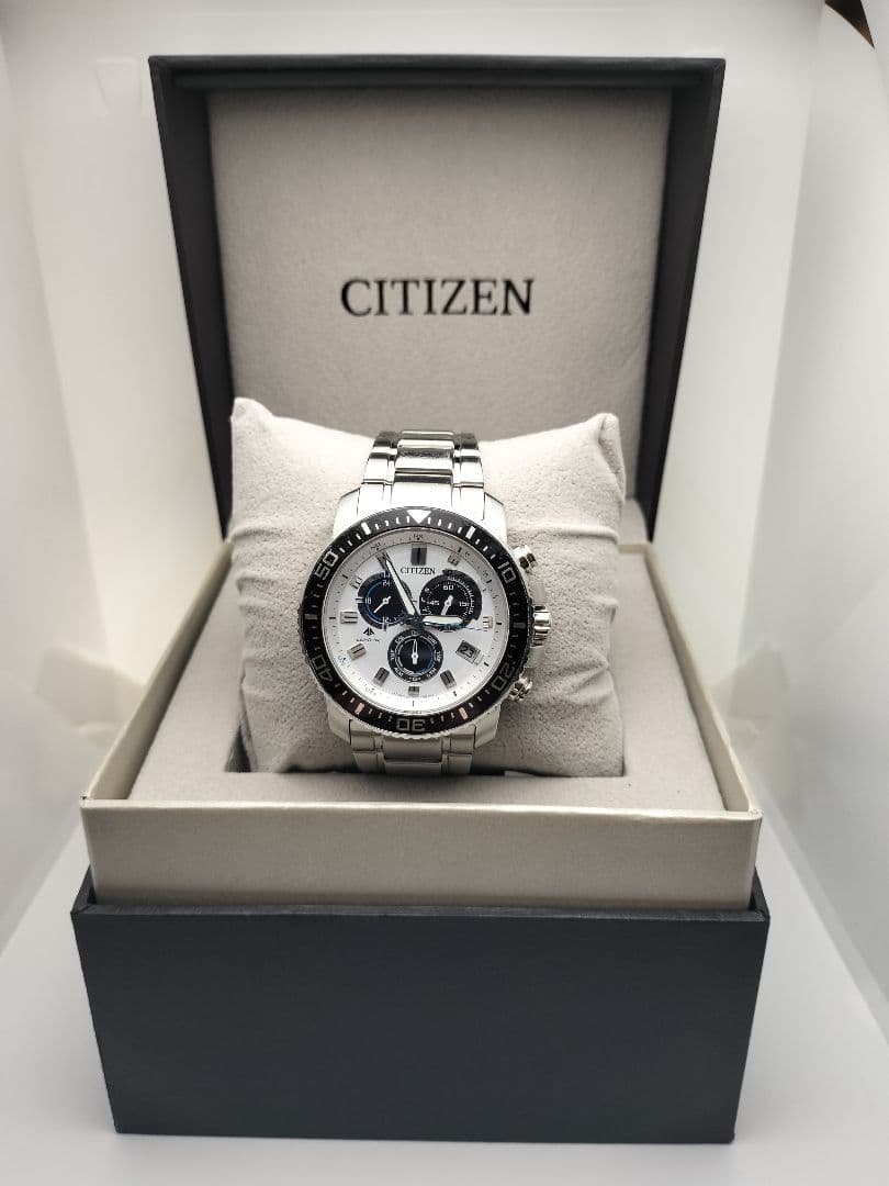 Citizen Eco-Drive Chronograph Alarm Panda Dial Solar Men's Watch — Japanese