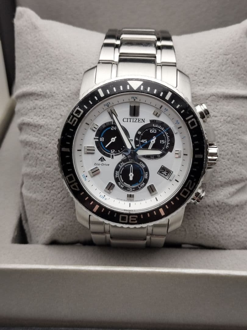 Citizen Eco-Drive Chronograph Alarm Panda Dial Solar Men's Watch — Japanese