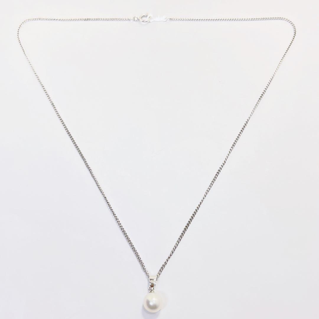 Mikimoto pearl pendant necklace with 7mm pearl on silver chain 40cm long