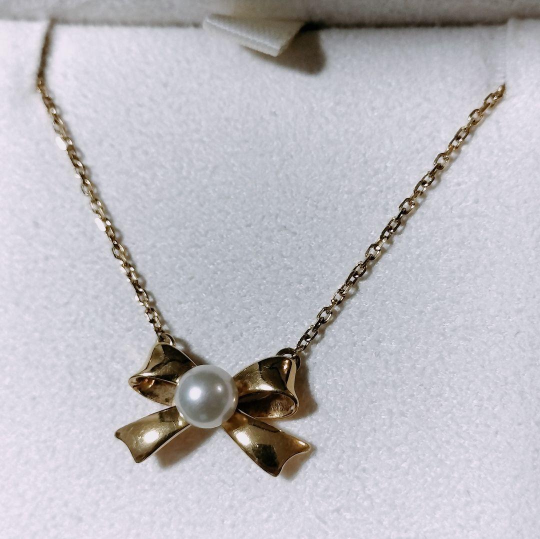Mikimoto Pearl Ribbon Necklace with 5.0mm Akoya pearls on 18K yellow gold chain, 40cm length