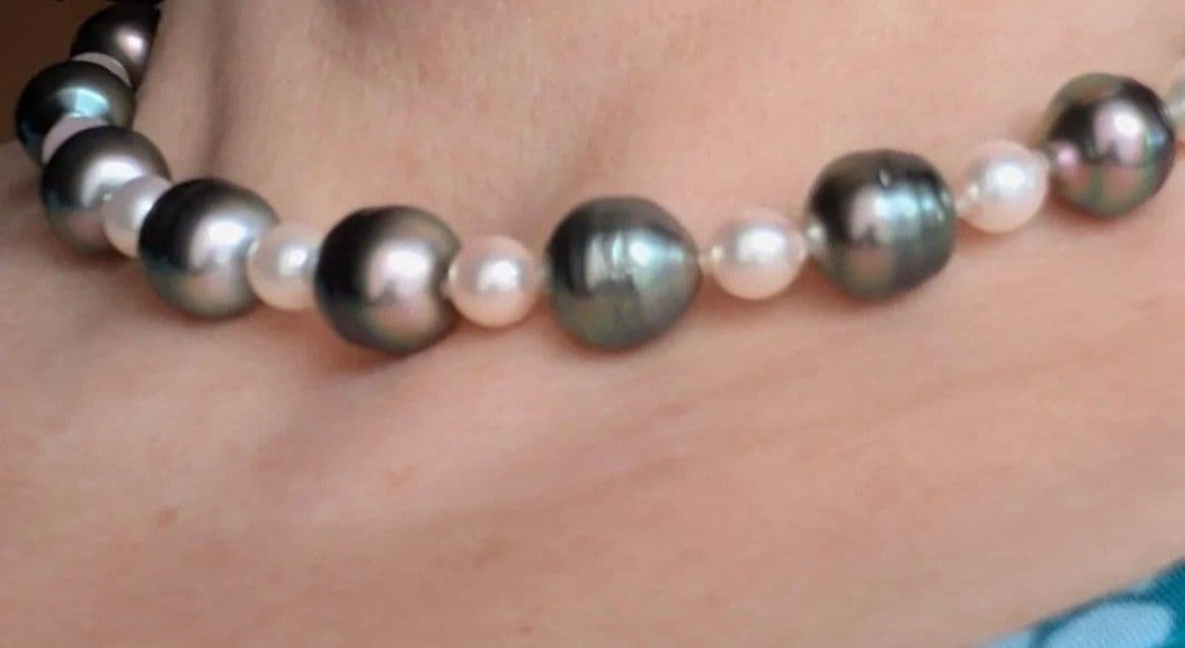Kurocho Pearl Akoya Monotone Necklace with oval peacock green black pearls and round white pink Akoya pearls