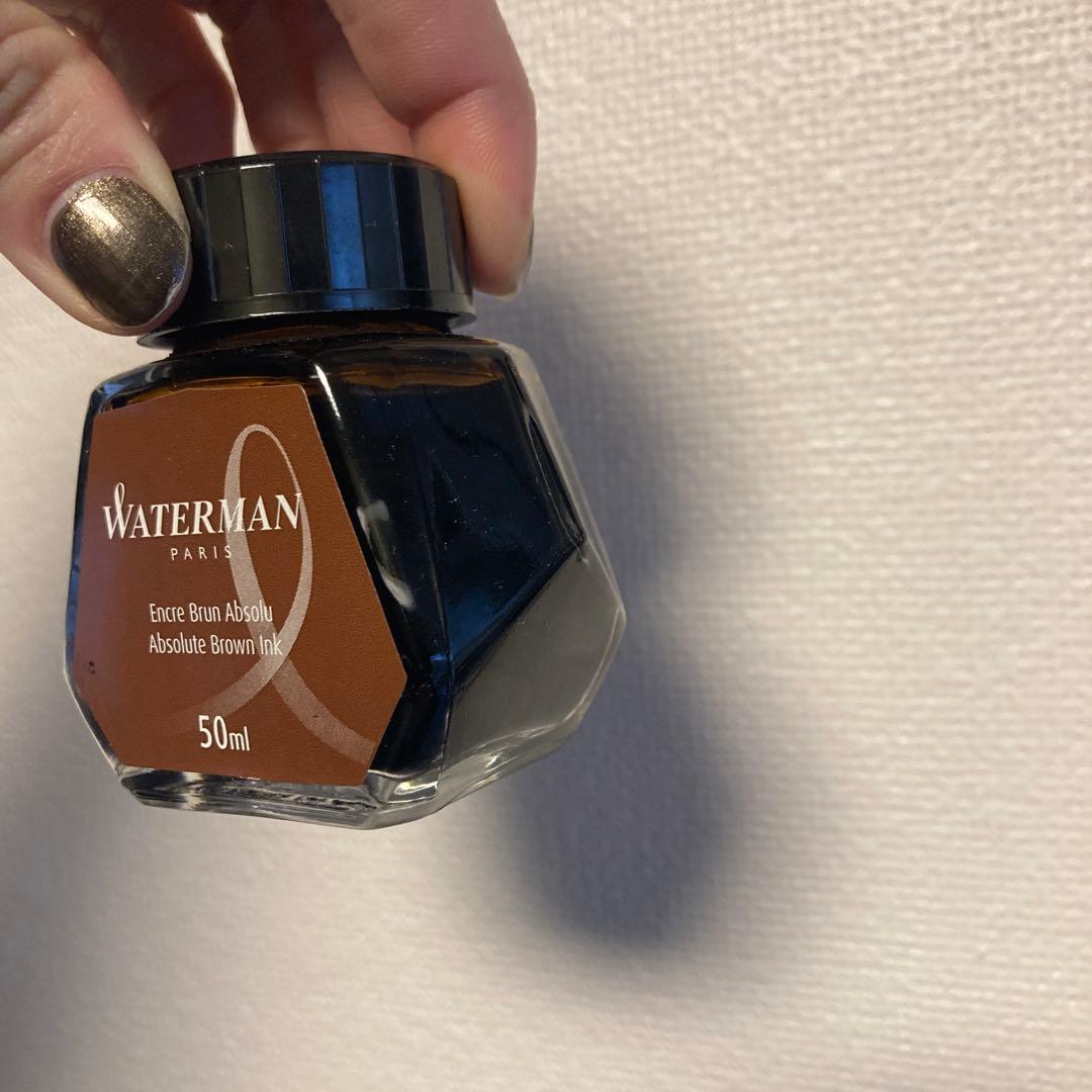 Waterman Absolute Brown Ink 50ml bottle with brown ink for fountain pens