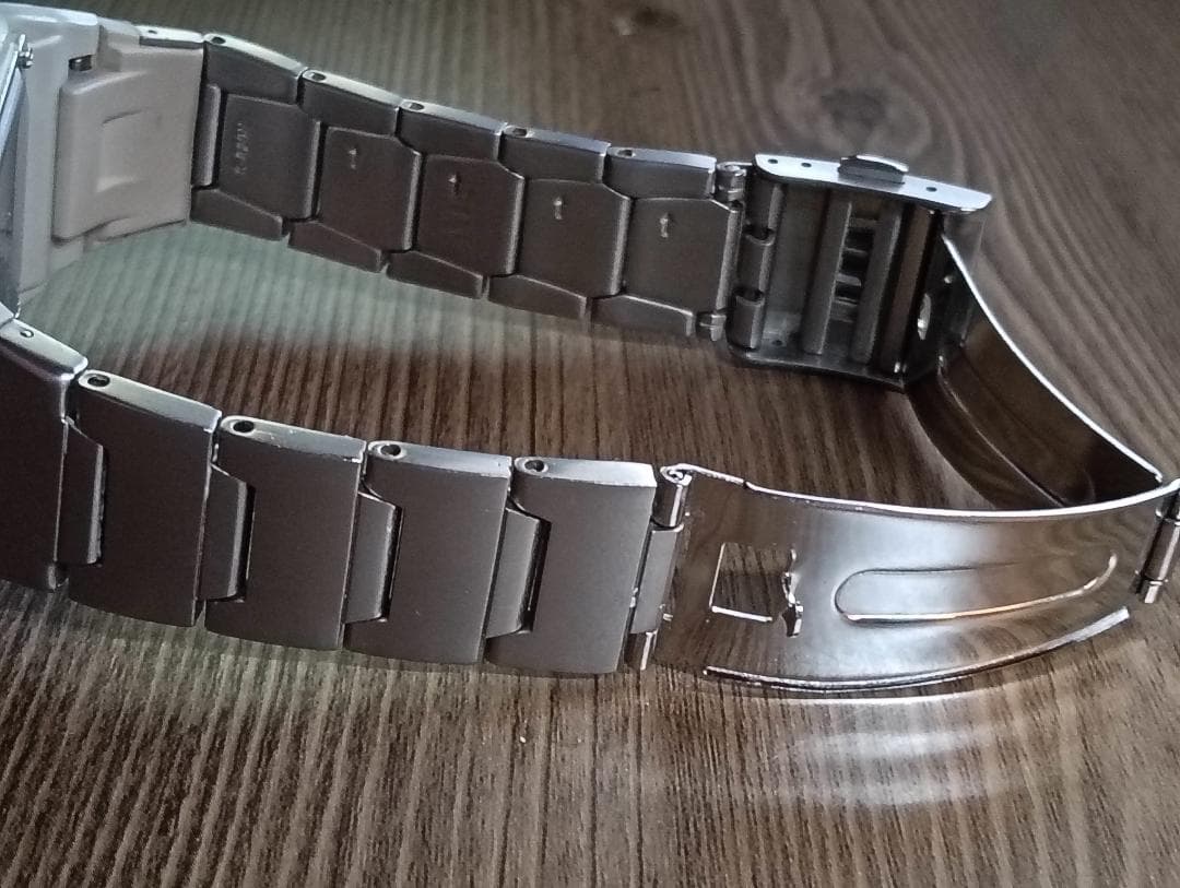 CASIO FKT-300Q Digital Men's Watch — Japanese