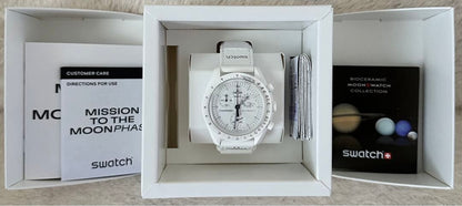 swatch Model: xOMEGA Snoopy Quartz Men's — Japanese