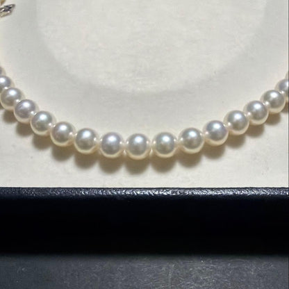 K14WGMIKIMOTO Akoya pearl necklace 41cm with 6.2-6.7mm pearls and strong gloss charm