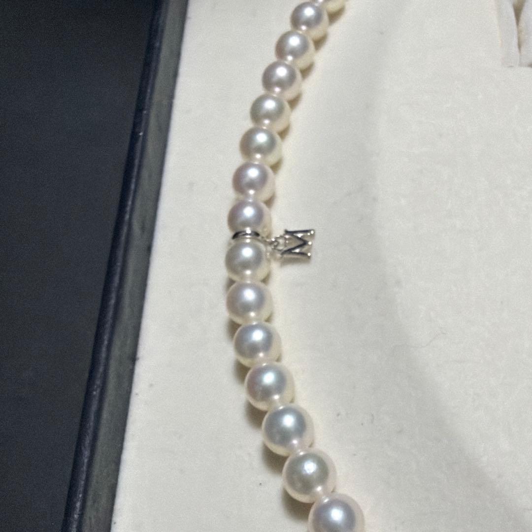 K14WGMIKIMOTO Akoya pearl necklace 41cm with 6.2-6.7mm pearls and strong gloss charm
