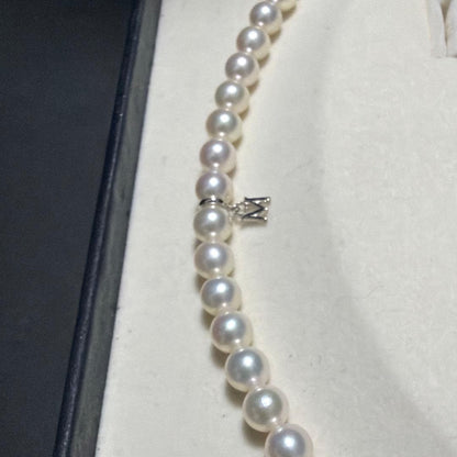 K14WGMIKIMOTO Akoya pearl necklace 41cm with 6.2-6.7mm pearls and strong gloss charm