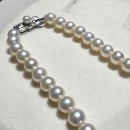 K14WGMIKIMOTO Akoya pearl necklace 41cm with 6.2-6.7mm pearls and strong gloss charm