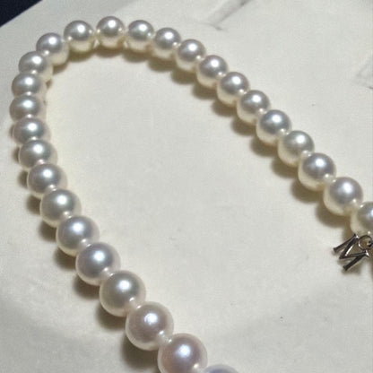 K14WGMIKIMOTO Akoya pearl necklace 41cm with 6.2-6.7mm pearls and strong gloss charm